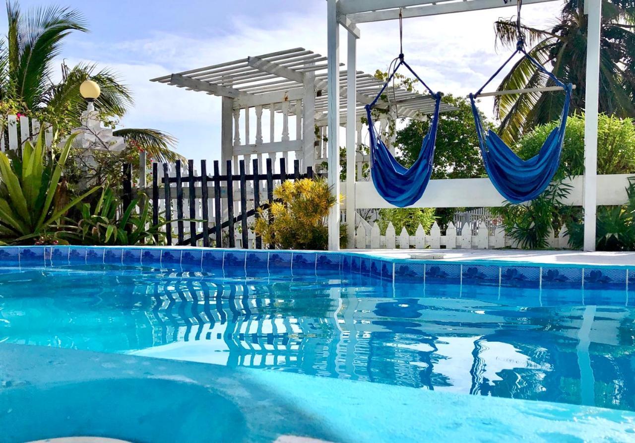 Hotel The Novelo Caye Caulker Exterior foto